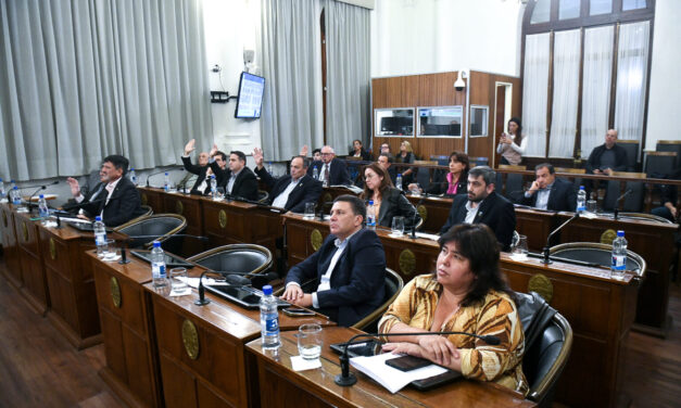 Sin consenso con el PJ, el oficialismo sancionó la ley que habilita peajes en rutas provinciales