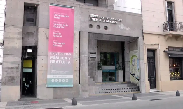 La universidad abrió dos frentes: los tribunales y la calle