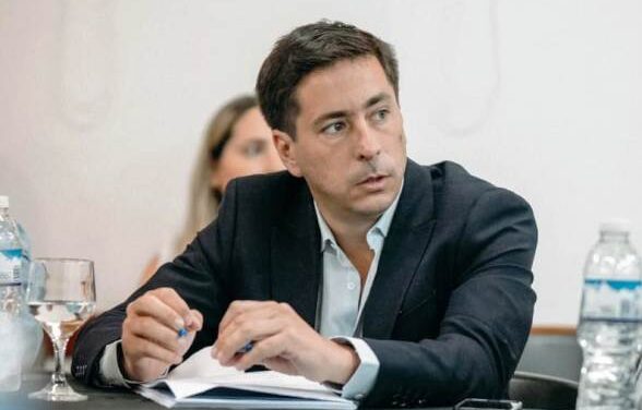 Colello admitió que el desdoblamiento es “una posibilidad” y llamó a tomar medidas para incentivar la participación