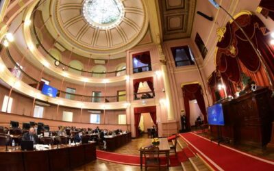 LLA presentó un proyecto para suspender las PASO en 2027: el trasfondo de la pelea por el desdoblamiento