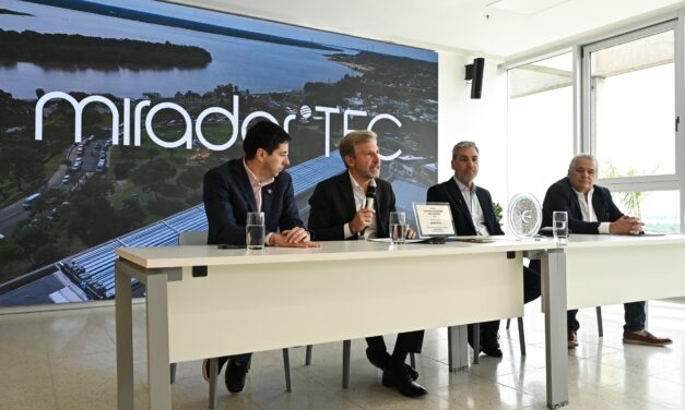 Frigerio reivindica el rol del Estado en la economía del conocimiento mientras sus diputados votan el ajuste en ciencia y tecnología 