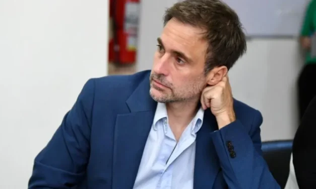 “Era una birome”: Rossi denunció una operación y el gobierno salió a respaldarlo